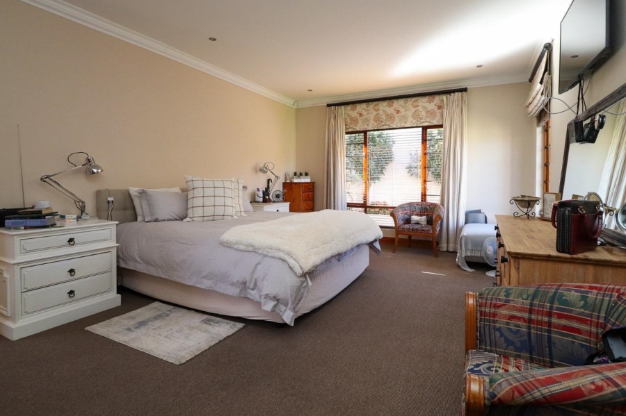 To Let 3 Bedroom Property for Rent in Wilkoppies North West